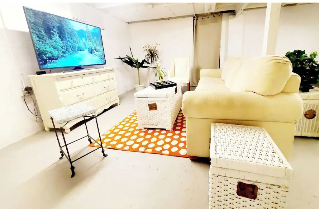 Photo of Livingroom in Pontiac