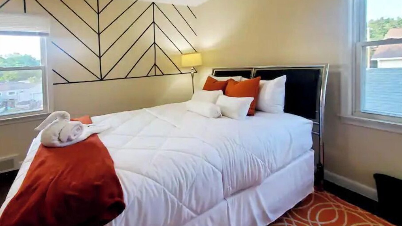 Photo of Bedroom in Pontiac