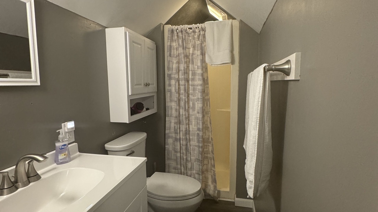 Photo of Bathroom in Alburg