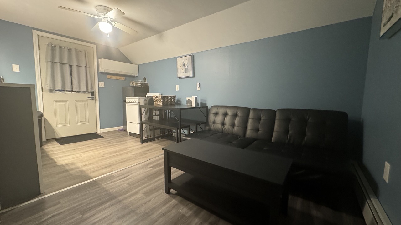 Photo of Livingroom in Alburg
