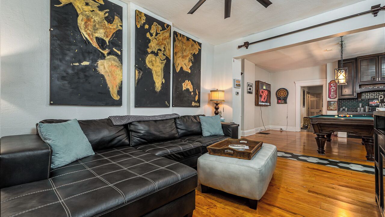 Photo of Livingroom in Dubuque