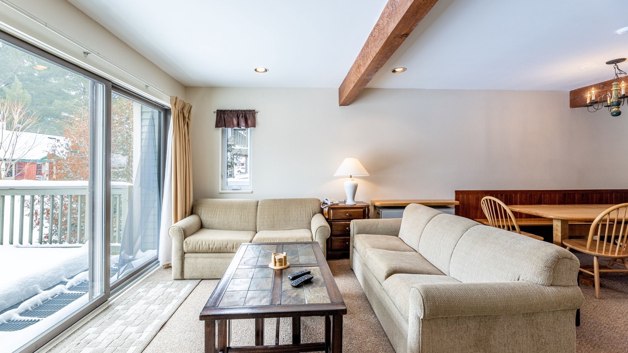 Photo of Livingroom in Jeffersonville