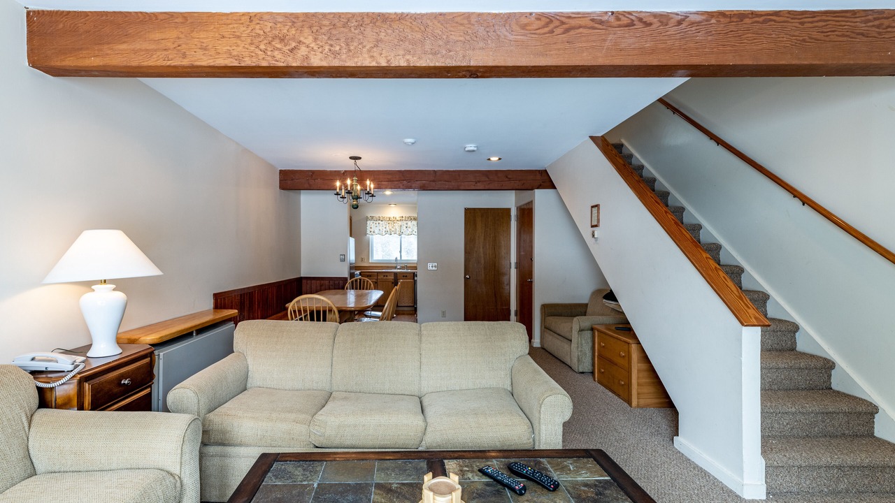 Photo of Livingroom in Jeffersonville