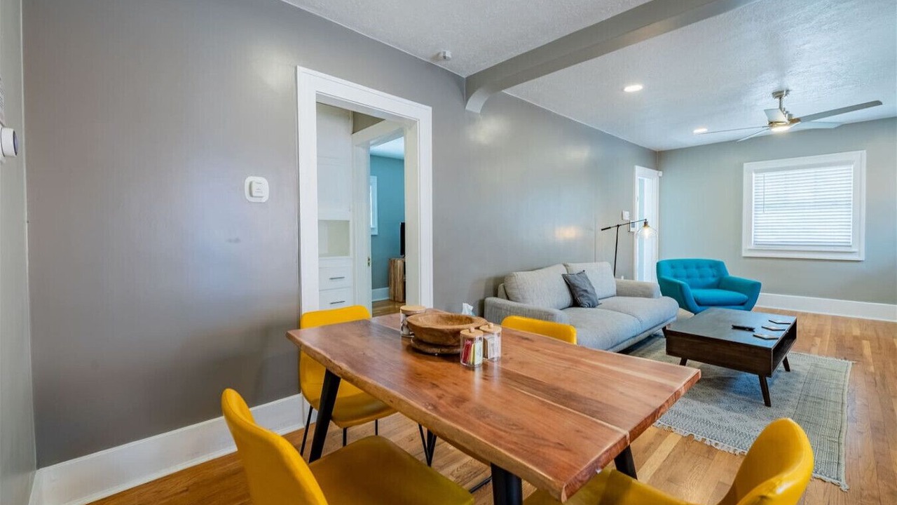 Photo of Livingroom in Downtown Albuquerque