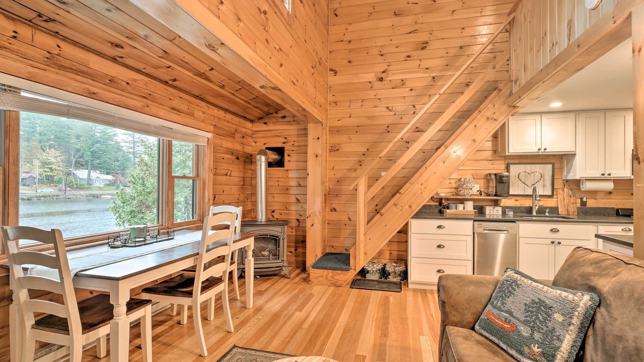 Photo of Livingroom in Saranac Lake
