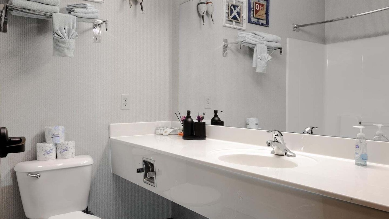 Photo of Bathroom in Canal Park