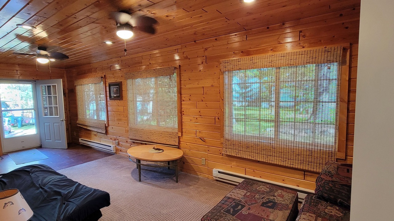 Photo of Livingroom in Pine River