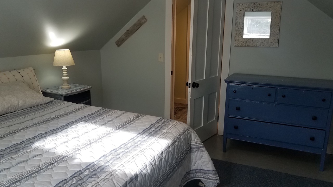Photo of Bedroom in New Vineyard