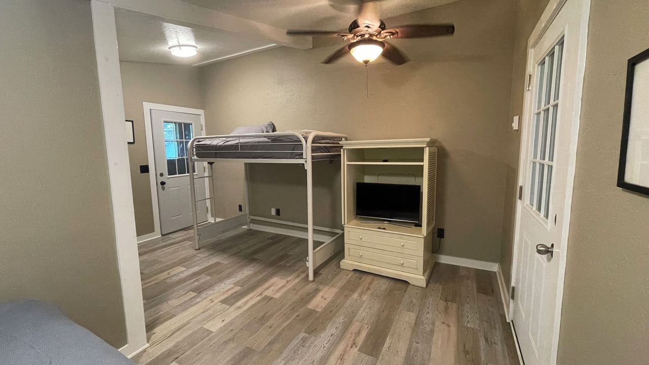 Photo of Bedroom in Shelbyville
