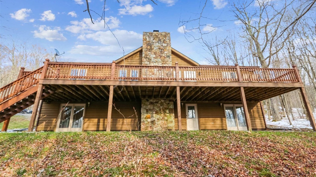 Photo of Outdoor in Old Timberline