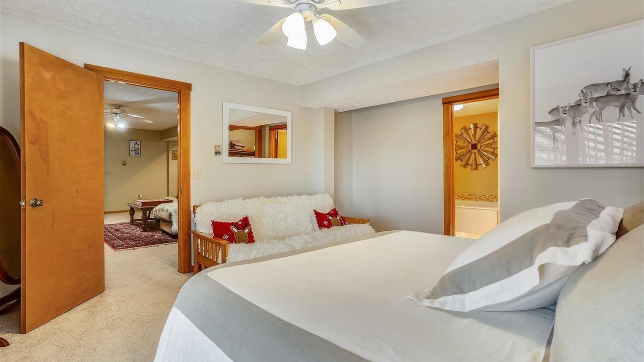 Photo of Bedroom in Old Timberline