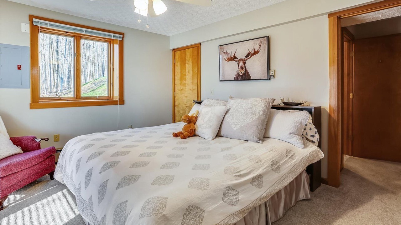 Photo of Bedroom in Old Timberline