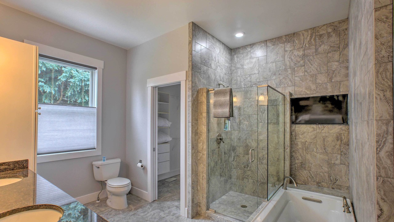 Photo of Bathroom in Ludington