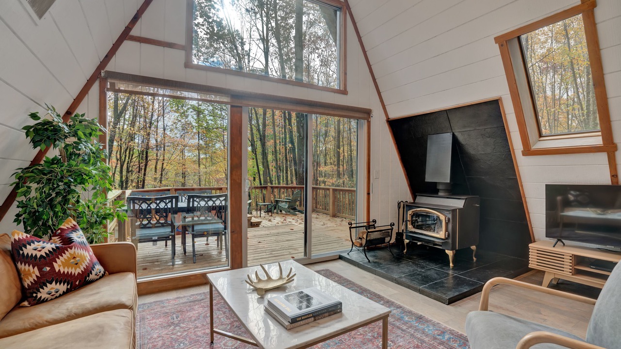 Photo of Livingroom in Berkeley Springs