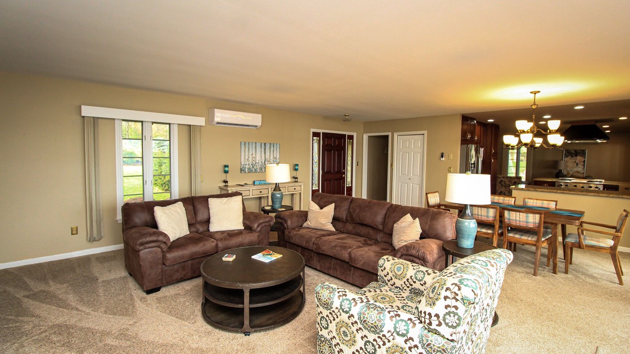 Photo of Livingroom in Plattsburgh