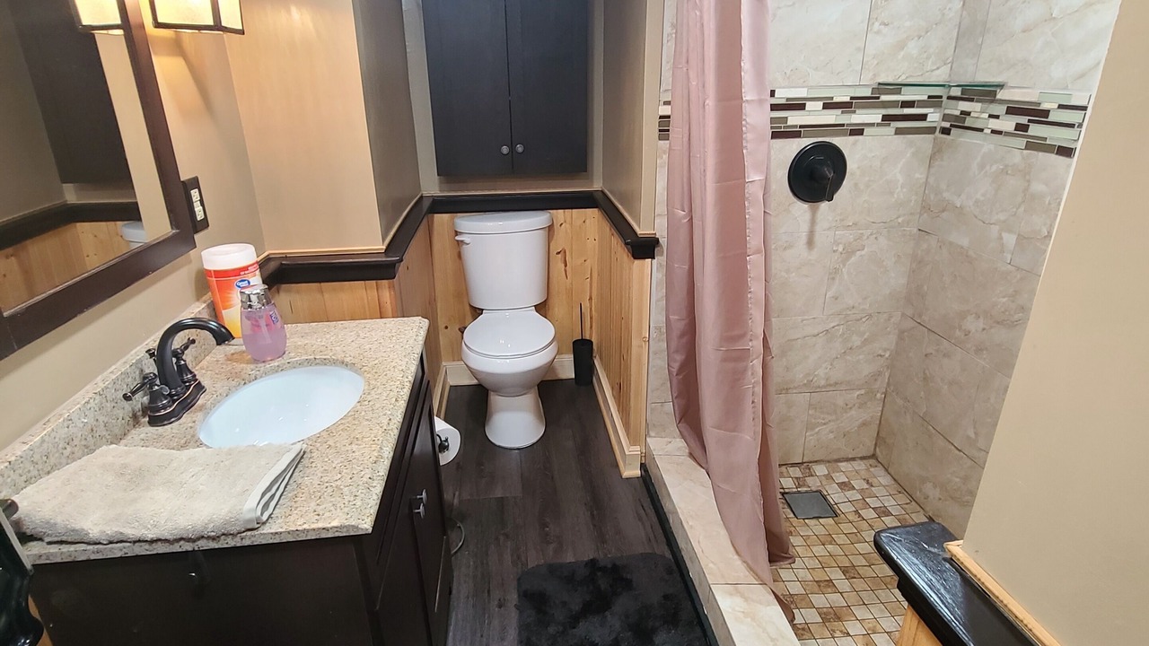 Photo of Bathroom in Clear Lake