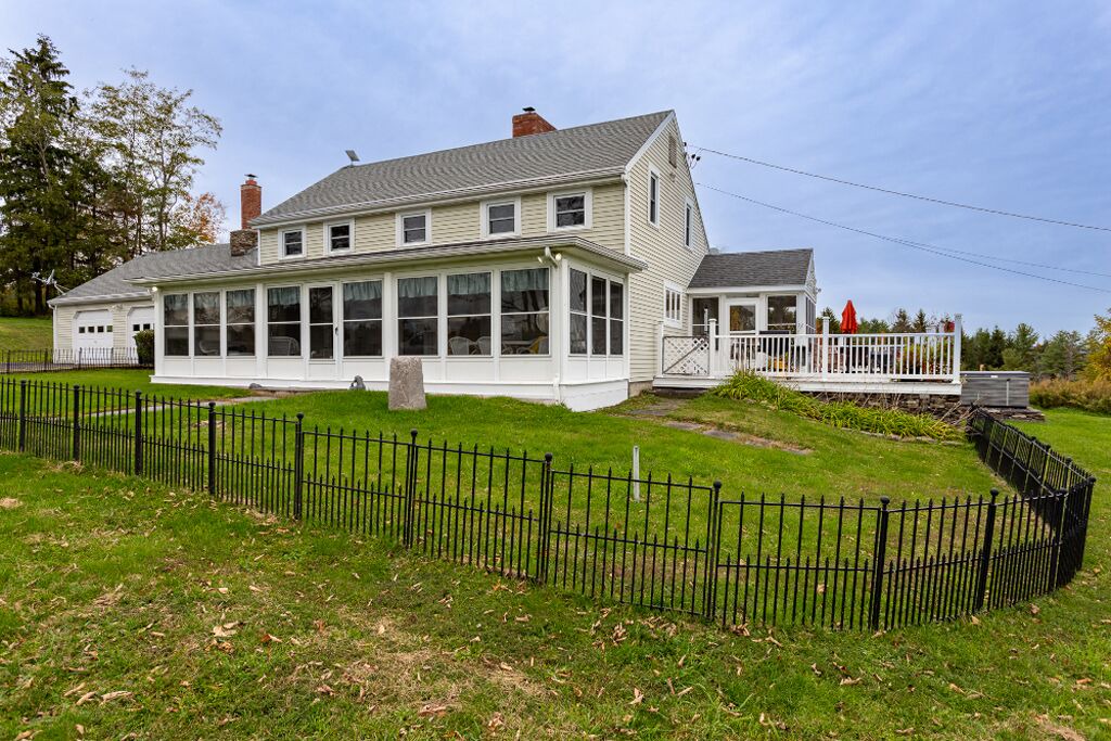 Photo of Outdoor in Oak Hill