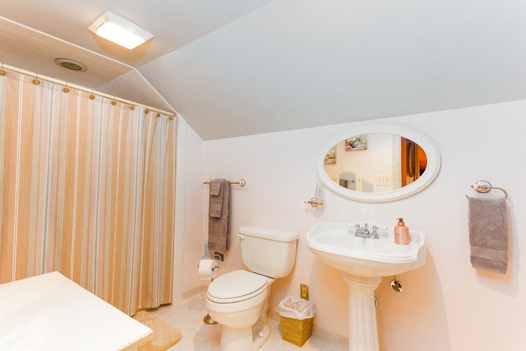 Photo of Bathroom in Oak Hill