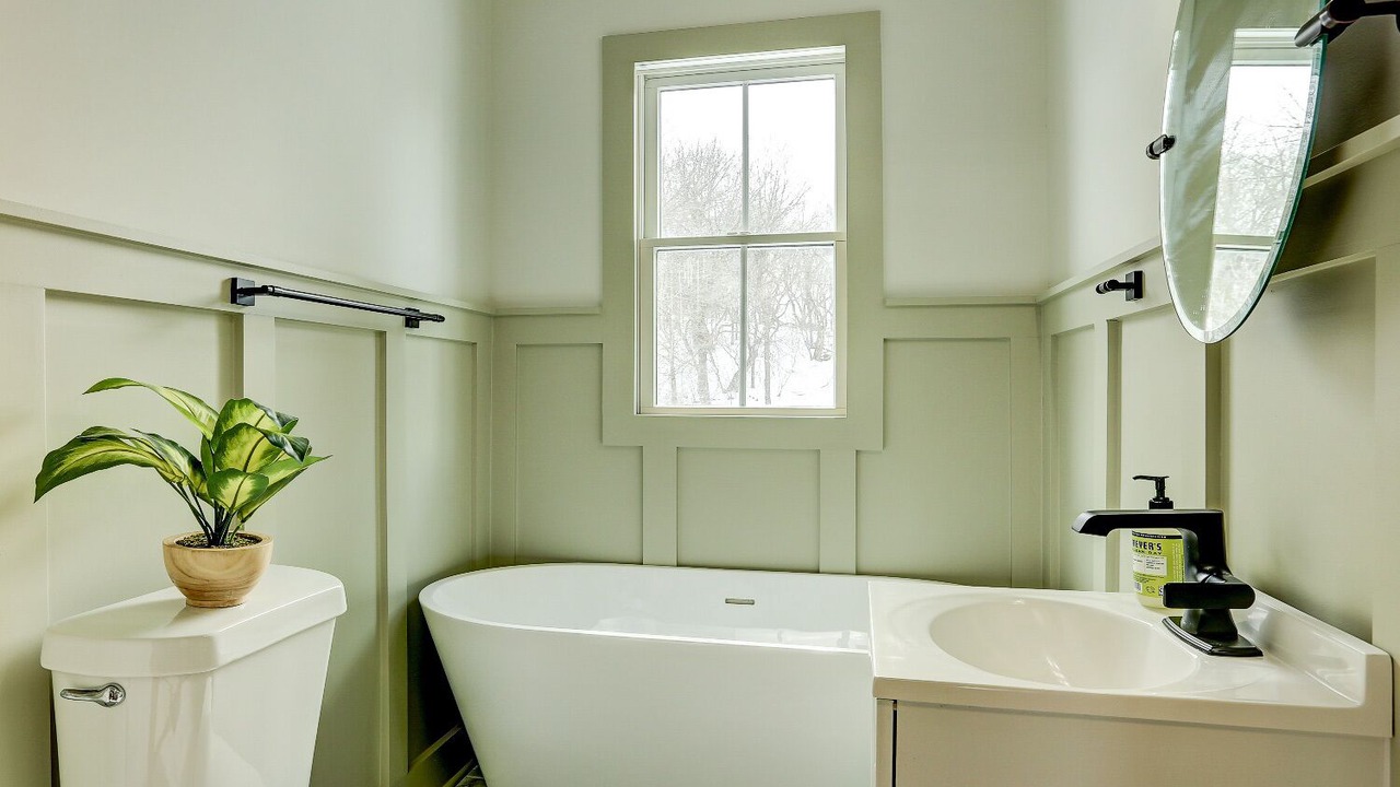 Photo of Bathroom in Rosemount