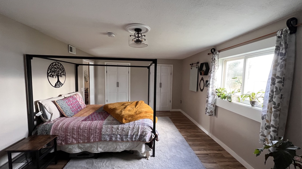 Photo of Bedroom in Loretto