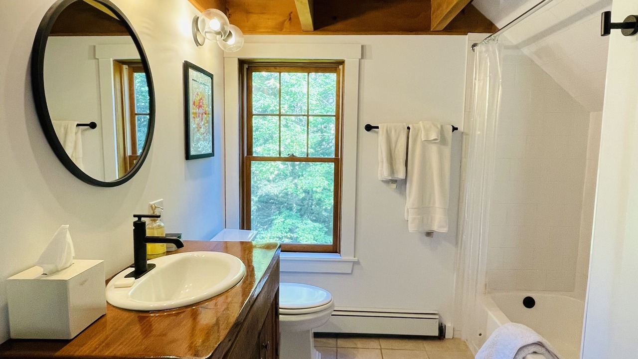 Photo of Bathroom in Londonderry
