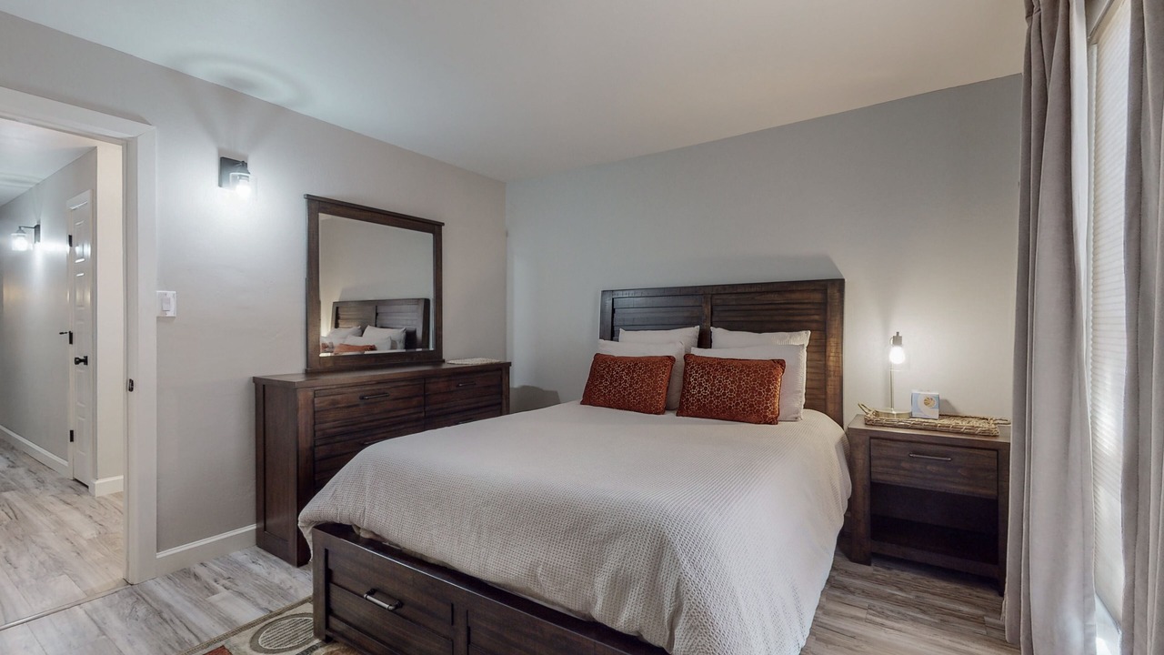 Photo of Bedroom in Northeast Heights