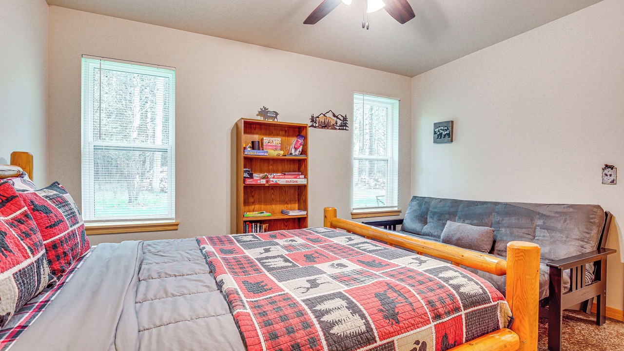 Photo of Bedroom in Arbor Vitae