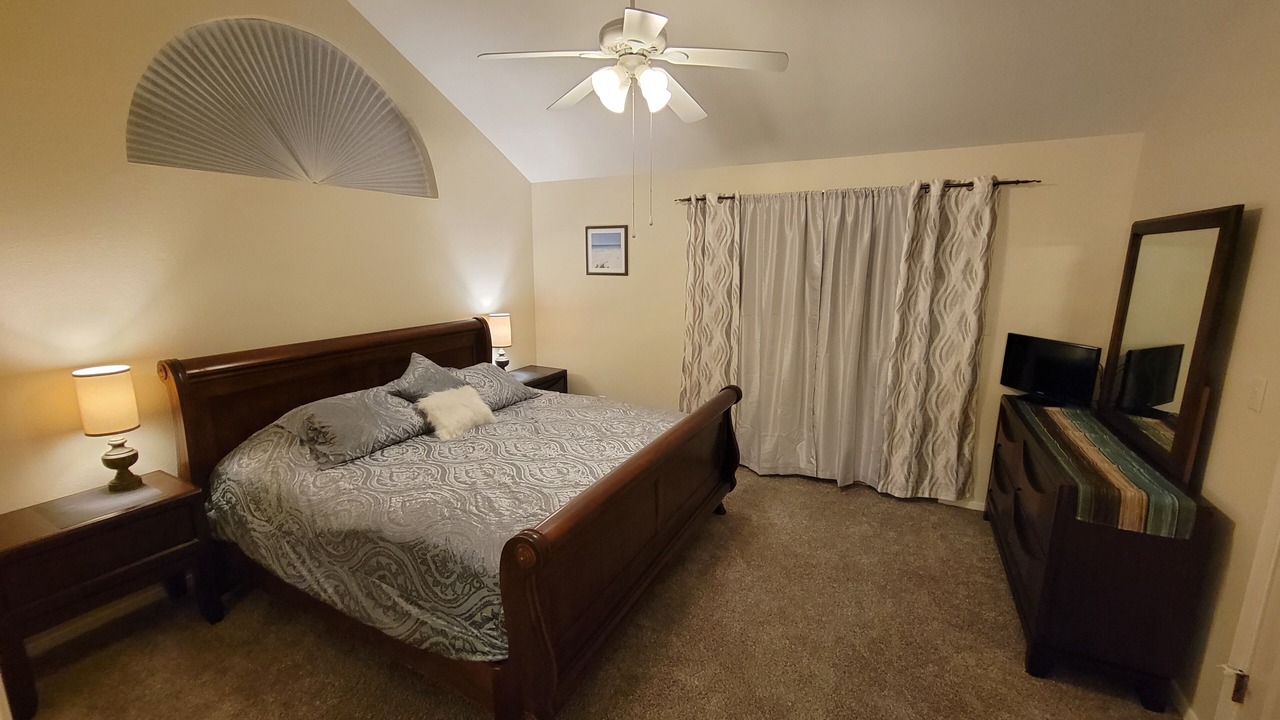 Photo of Bedroom in Mesilla Park