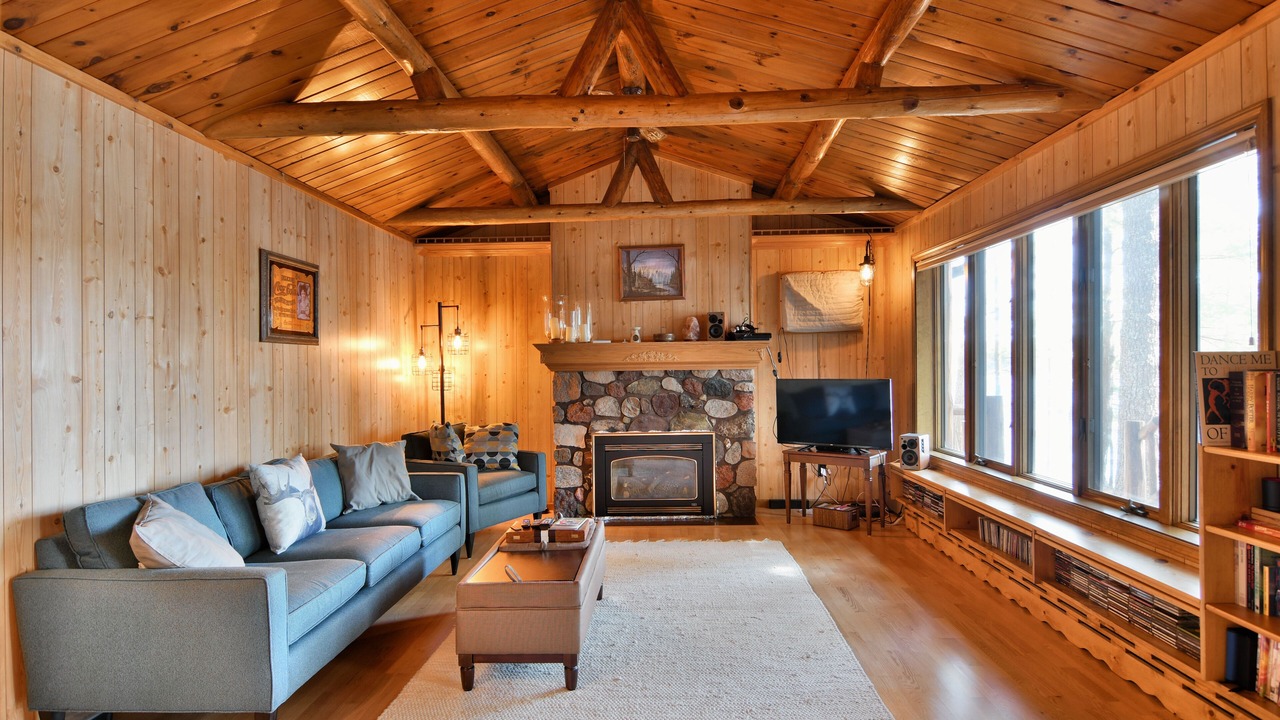 Photo of Livingroom in Solon Springs