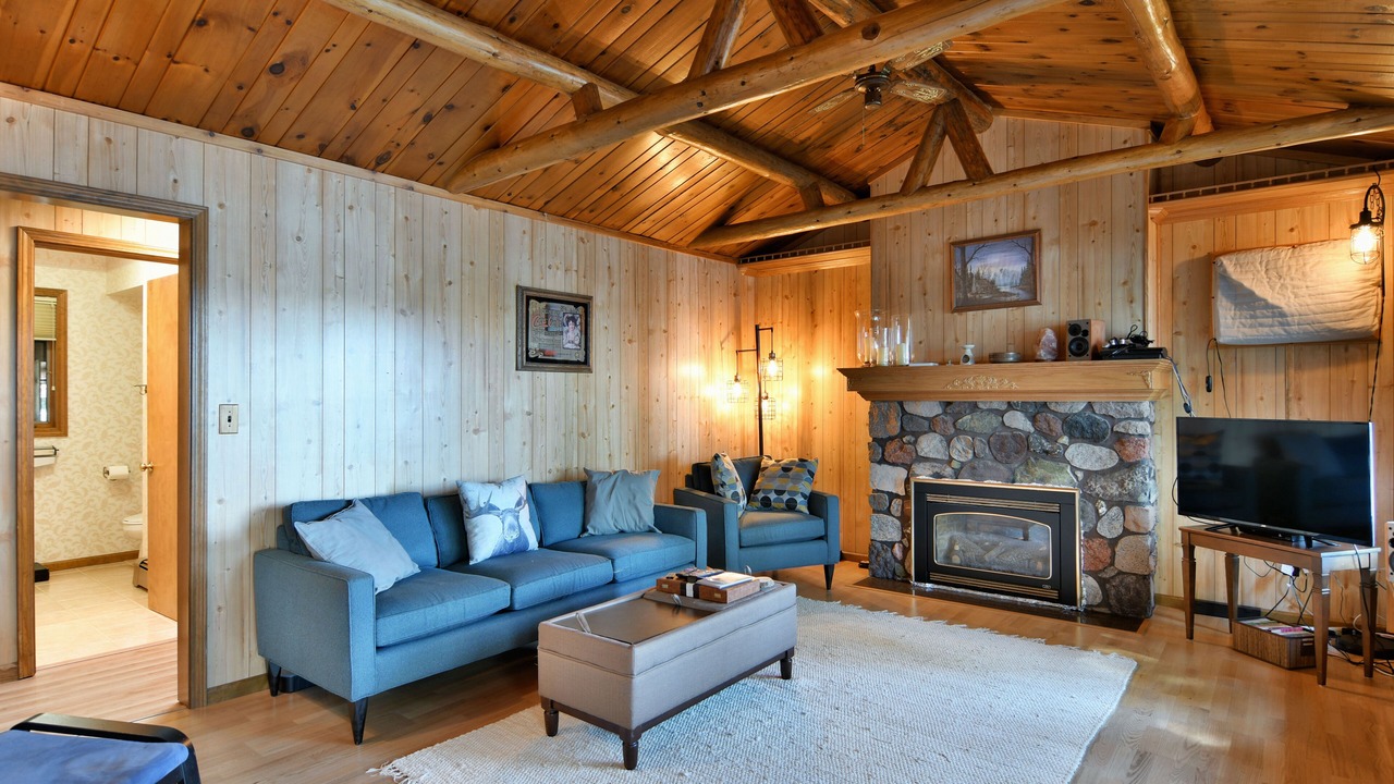 Photo of Livingroom in Solon Springs