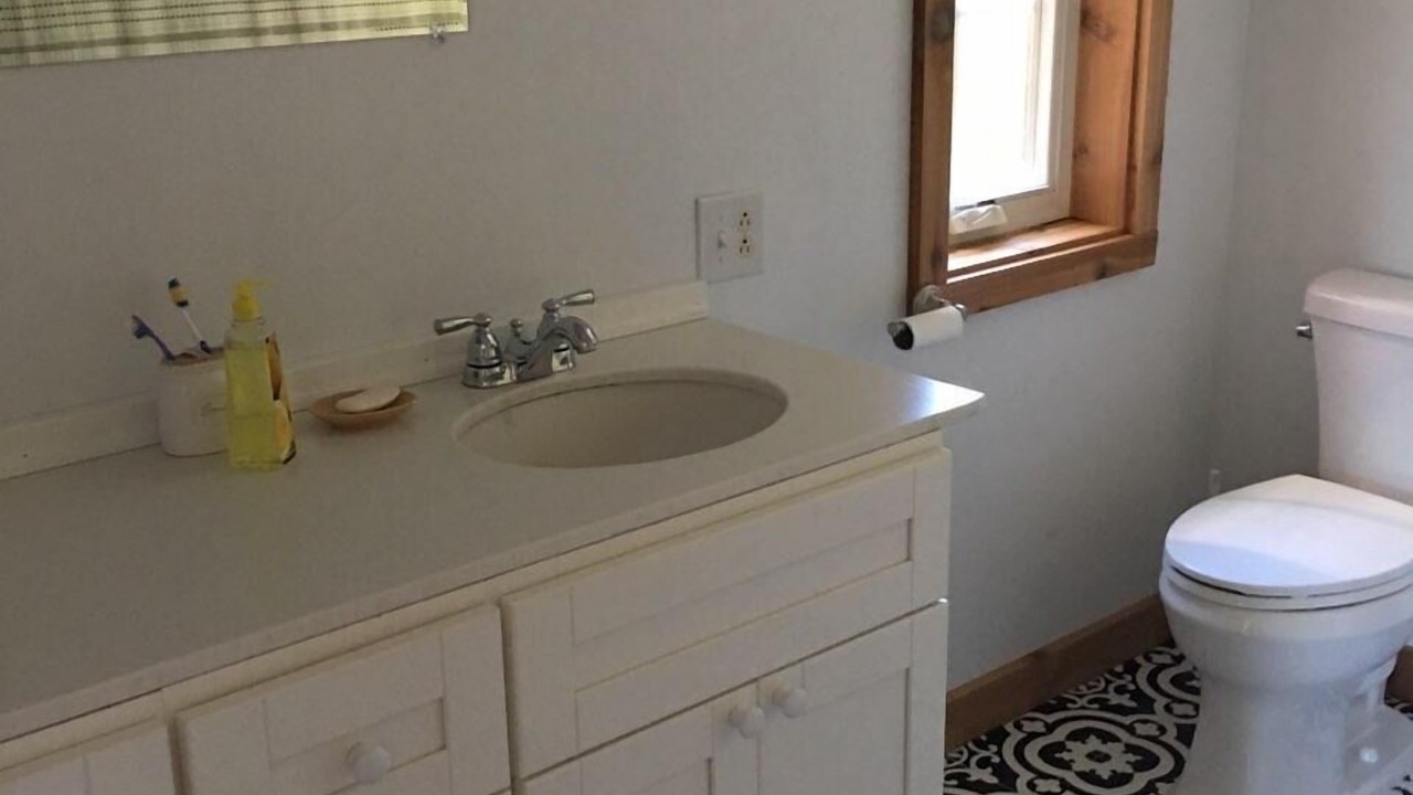Photo of Bathroom in Brier Hill