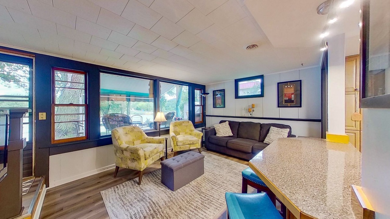 Photo of Livingroom in Rochester