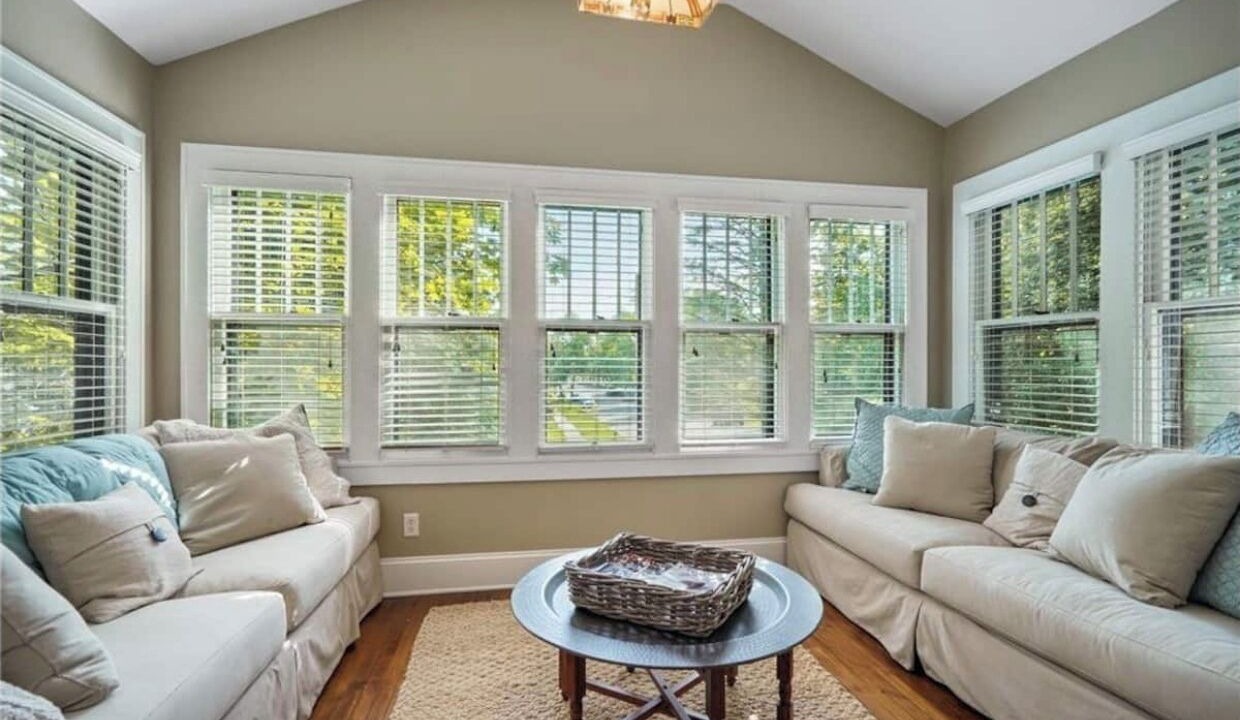 Photo of Livingroom in Red Wing