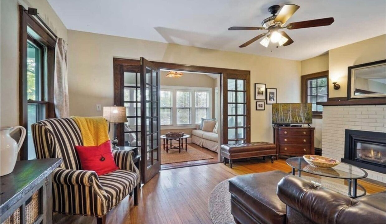 Photo of Livingroom in Red Wing