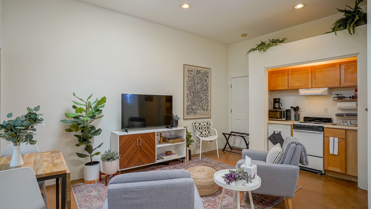 Photo of Livingroom in Downtown Albuquerque