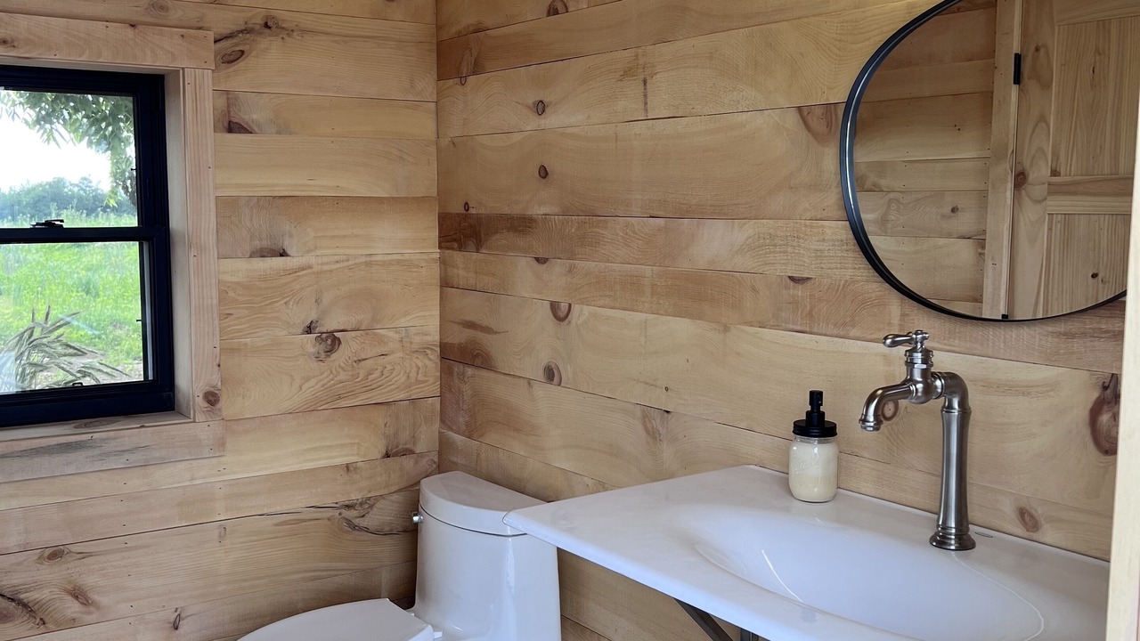 Photo of Bathroom in Rock Elm