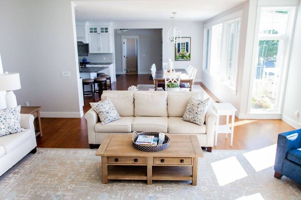 Photo of Livingroom in Empire
