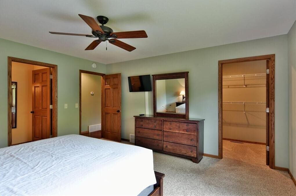 Photo of Bedroom in Cable