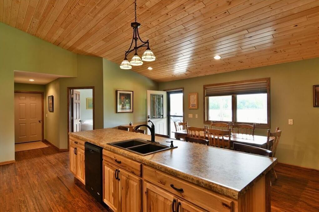 Photo of Kitchen in Cable