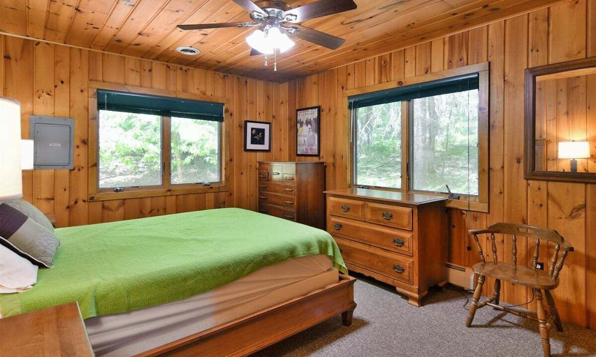 Photo of Bedroom in Solon Springs