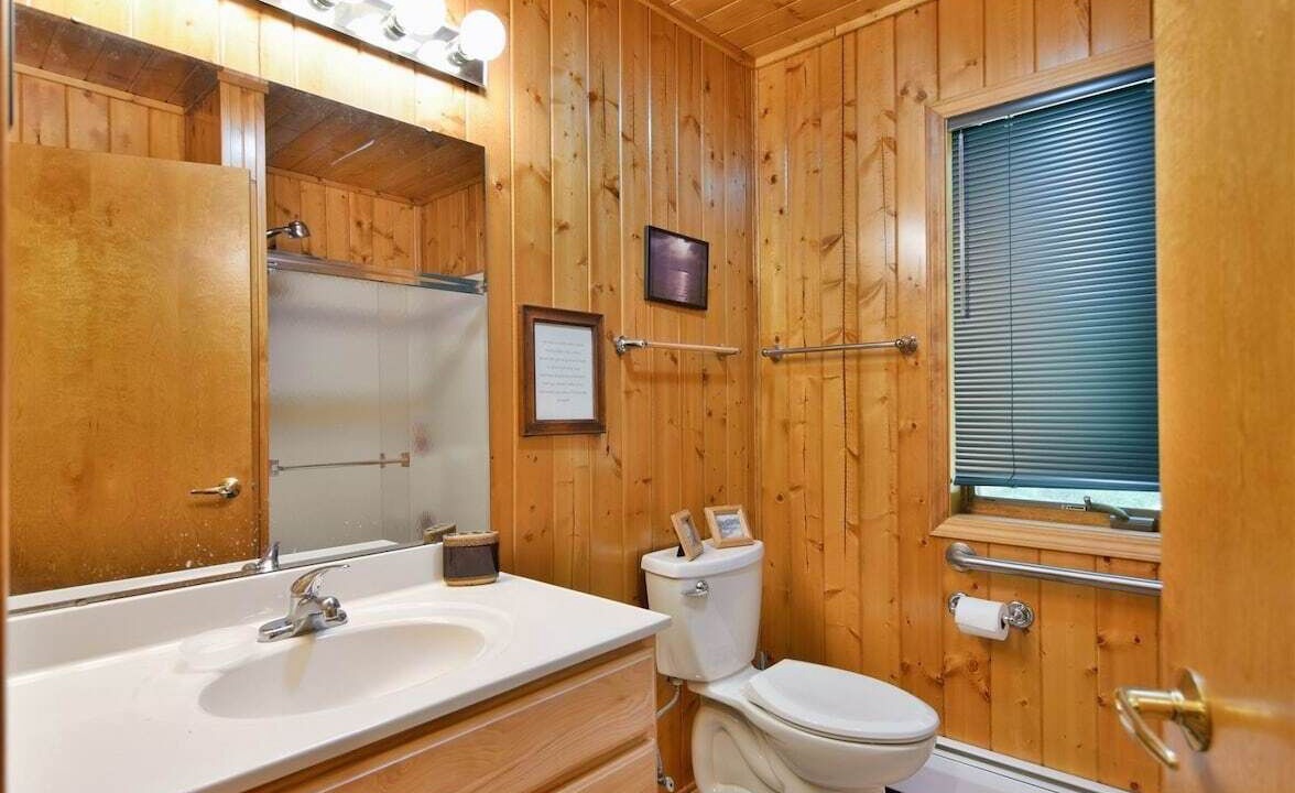 Photo of Bathroom in Solon Springs