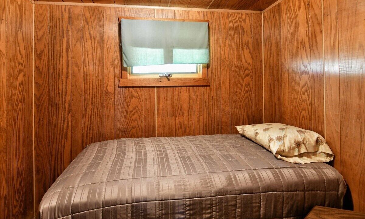 Photo of Bedroom in Solon Springs