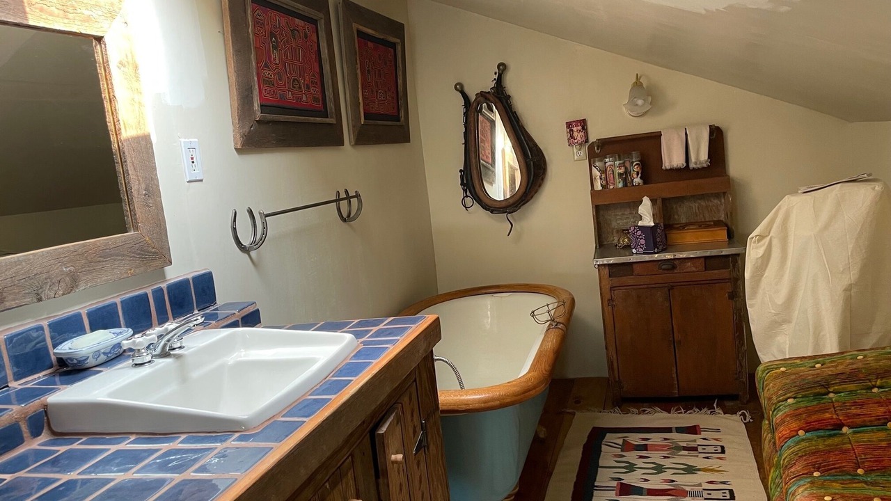 Photo of Bathroom in Nambe Pueblo