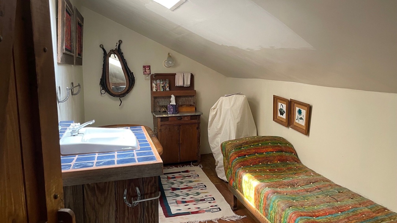 Photo of Bedroom in Nambe Pueblo