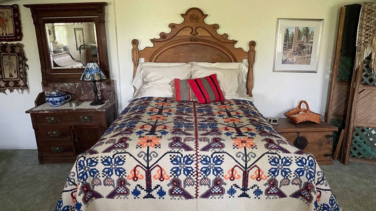 Photo of Bedroom in Nambe Pueblo