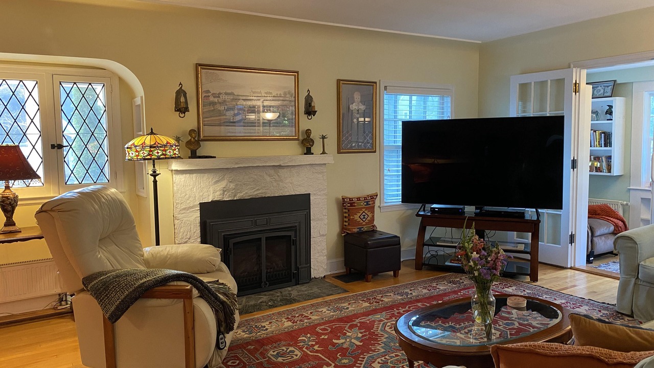 Photo of Livingroom in Middlebury - Warren