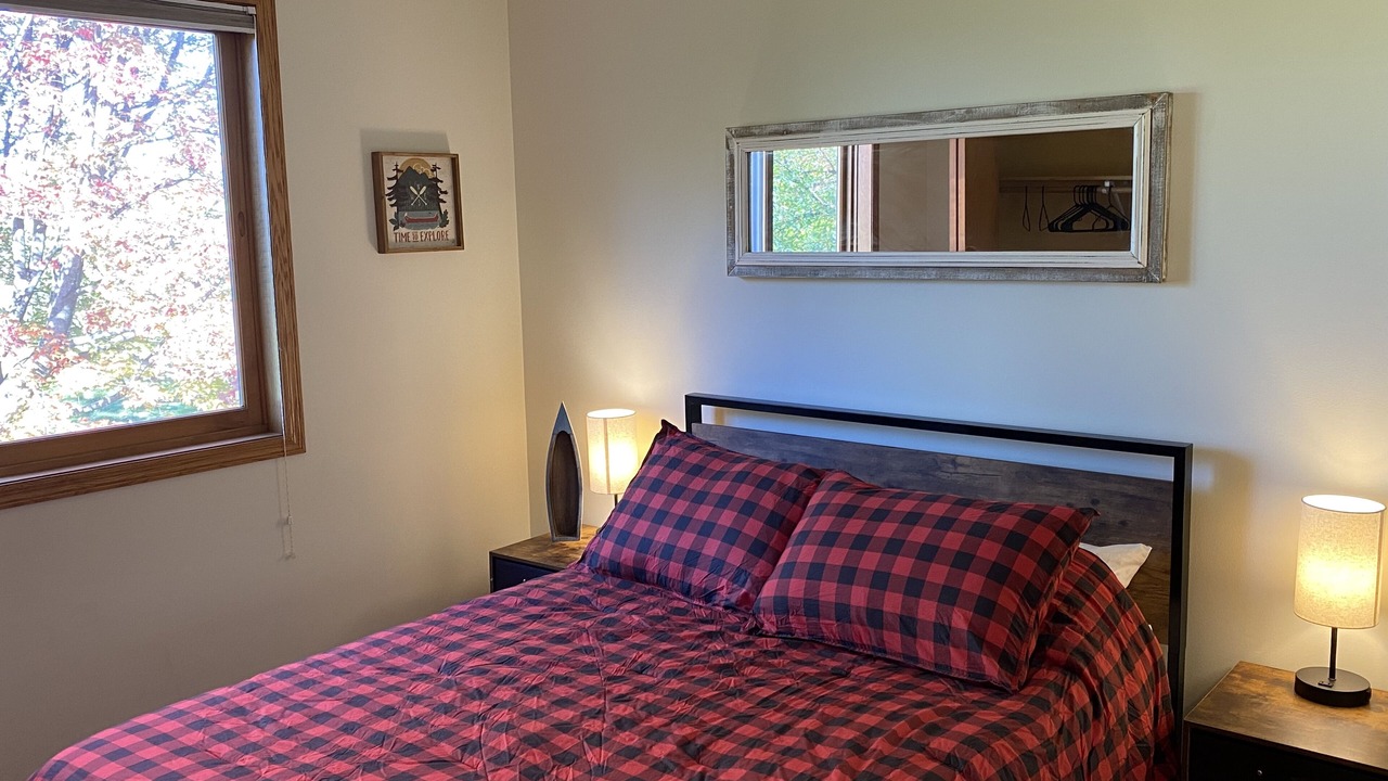 Photo of Bedroom in Lindstrom