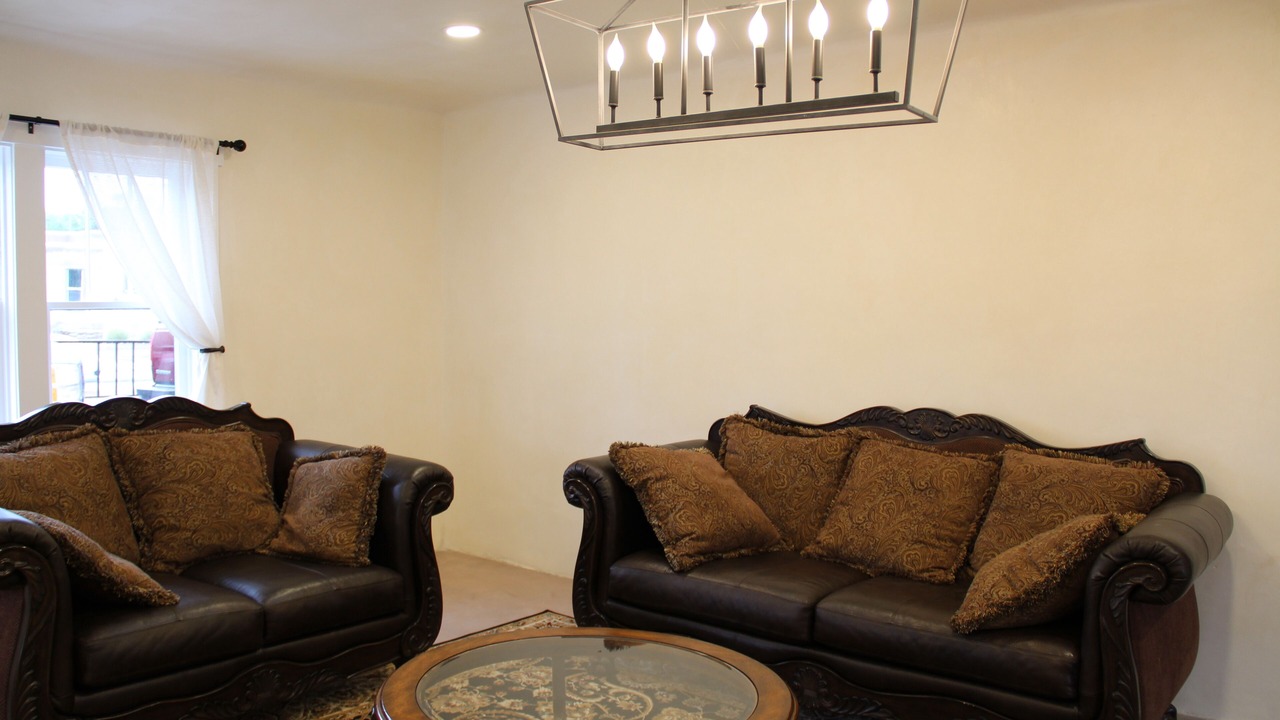 Photo of Livingroom in Alamedan Valley