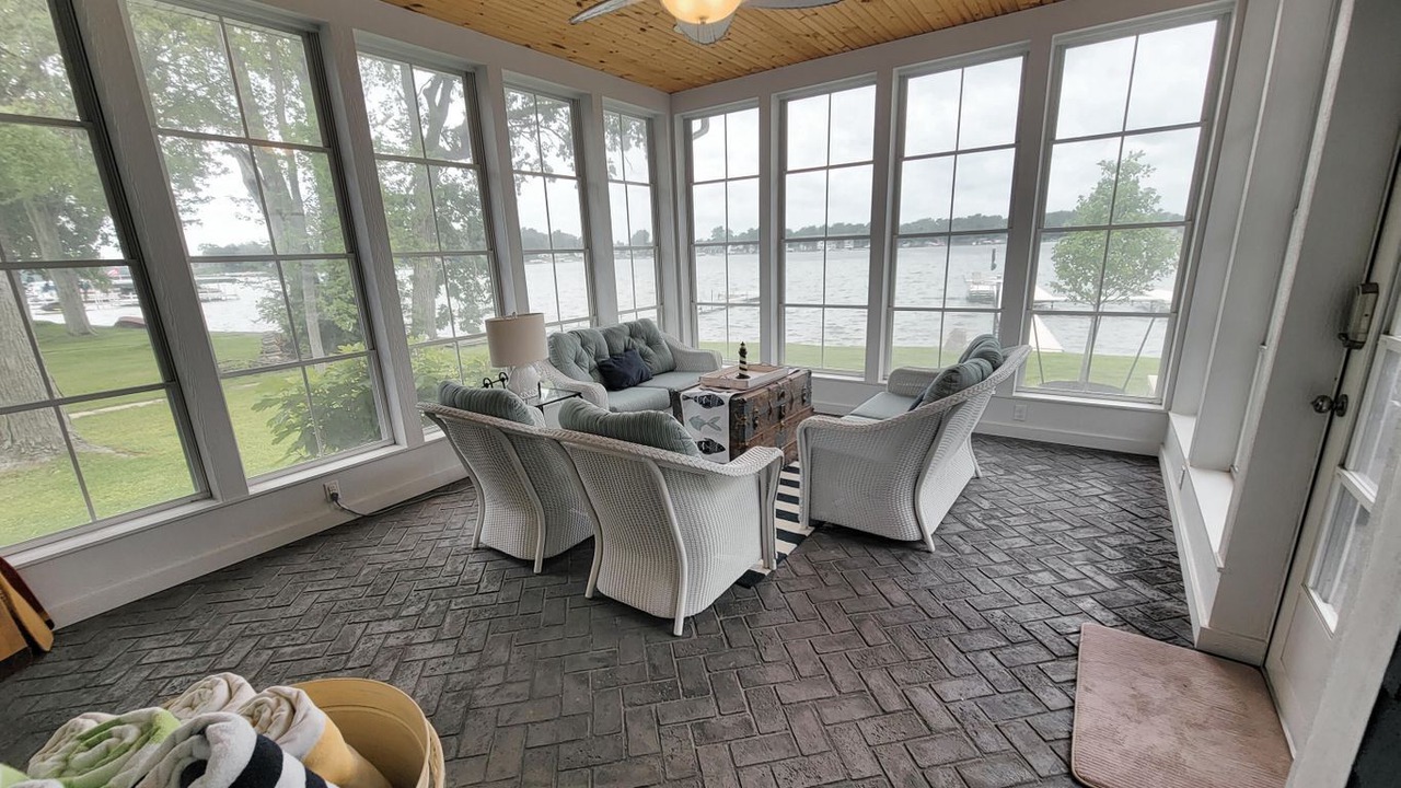 Photo of Livingroom in Coldwater