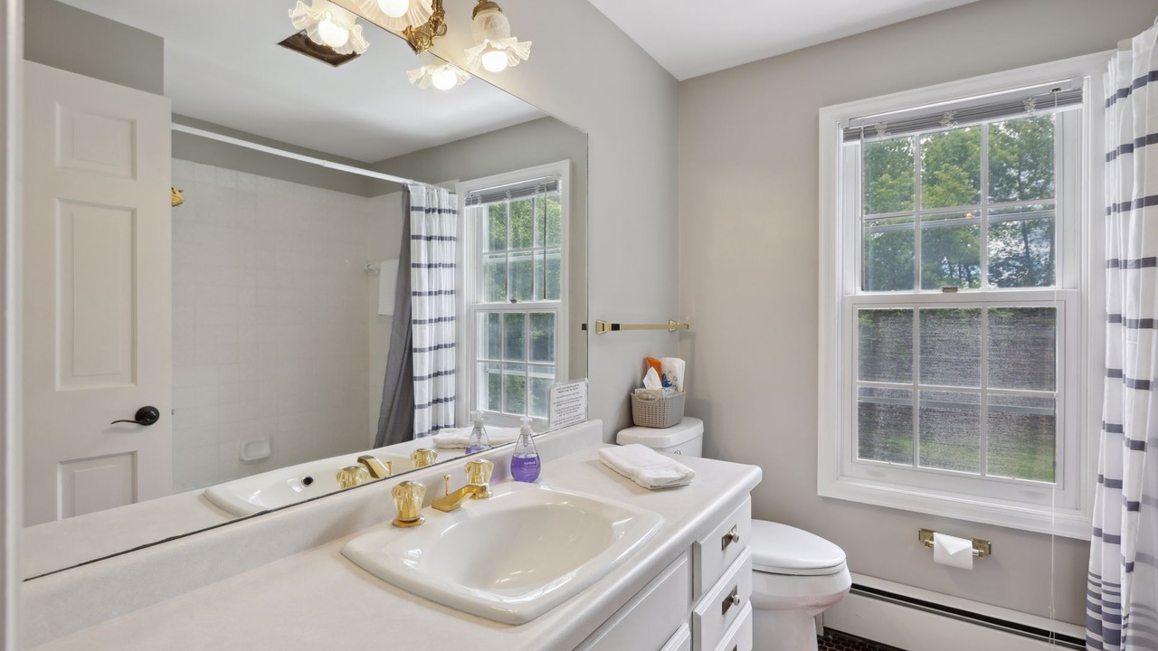Photo of Bathroom in Hinckley